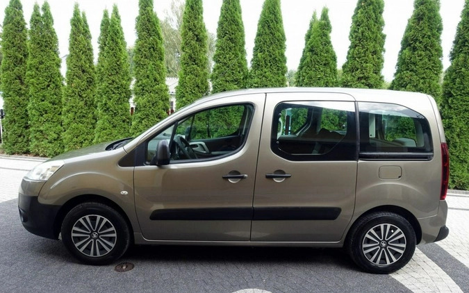 Peugeot Partner cena 25900 przebieg: 215000, rok produkcji 2013 z Pieńsk małe 121